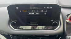 Nissan Qashqai 1.3 DiG-T MH Premiere Edition 5dr Petrol Hatchback